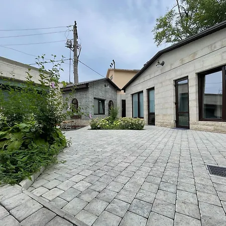 возле моря 16-я фонтана Holiday home